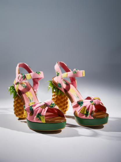 Azhira Pineapple Sandals In Pink